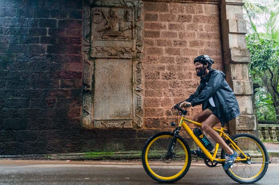 Goa: Old Goa and Divar Island E-Bike Tour with Snacks - Divar Island by Bike: Villages, Old Homes, and Quiet Roads