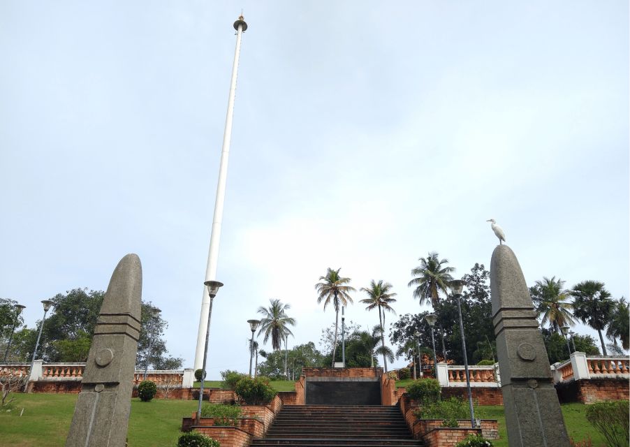 Heritage & Cultural Walk of Trivandrum Guided Walking Tour - Memoriam of Men of the Indian Army: a reflective pause on Palayam