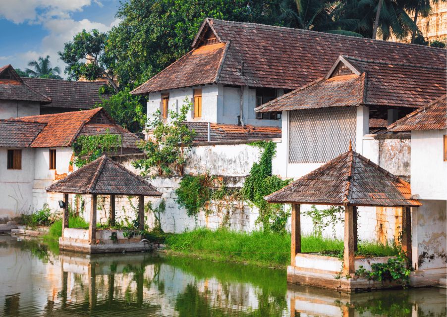Heritage Trivandrum Photography Walk Tour With Tuk Tuk Ride - Trivandrum’s fort-and-temple zone: a photographer’s shortcut