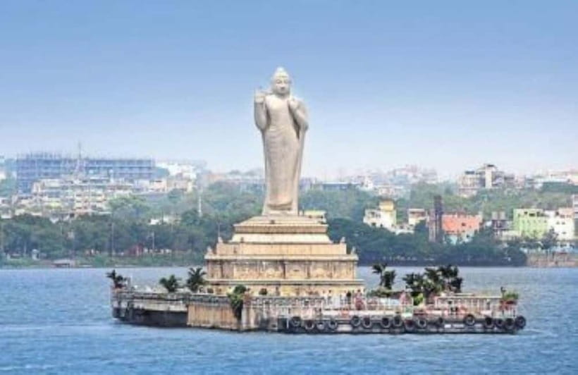 Hyderabad Private Full-day Sightseeing Tour - Chowmahalla Palace and Hussain Sagar: Nizams’ power meets city-scale views