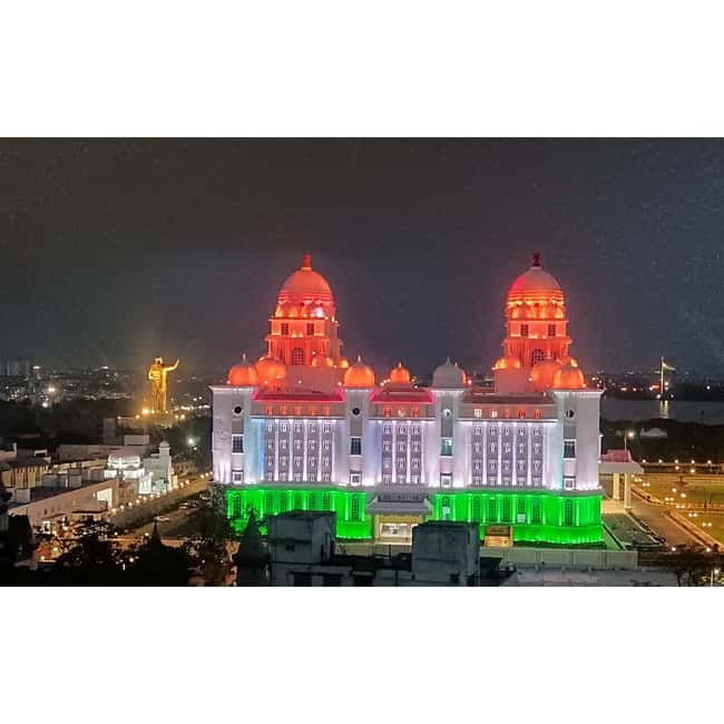 Hyderabad: Private Tuk-Tuk City Tour - Lumbini Park and the Hussain Sagar ferry: the day turns scenic