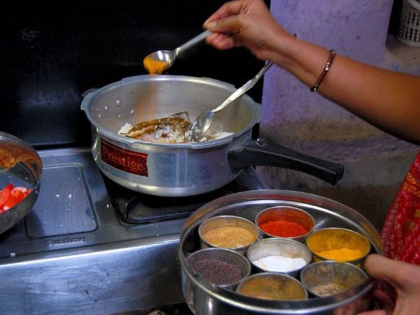 Jaipur Home Cooking Experience with Authentic Lunch/Dinner - Transport and comfort: why AC pickup matters in Jaipur