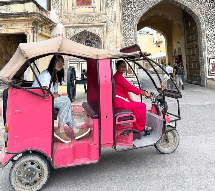 Jaipur Private City Tour with a Women-Driven E-Rickshaw Ride - Amber Fort: hilltop architecture and the payoff views