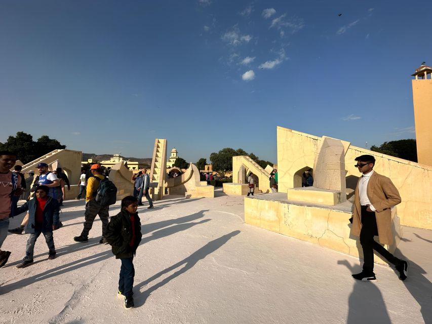 Jaipur Private City Tour with Hotel Pick-Up & Drop 4 - 8 Hrs - Patrika Gate: Colorful Photo Ops to End the Day