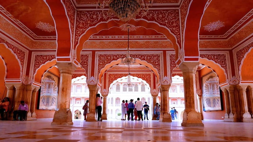 Jaipur: Private Full Day City Sightseeing Tour with Guide - Jantar Mantar: the world’s largest stone observatory