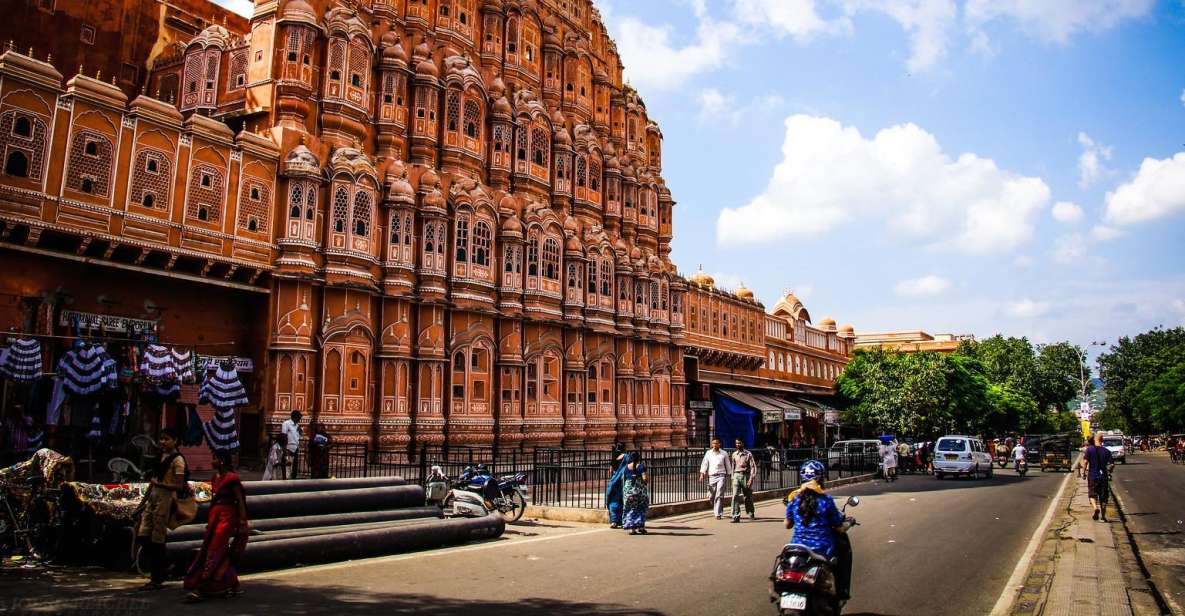 Jaipur: Private Full-Day City Tour by Tuk-Tuk or Car - Morning at the Jaipur Wholesale Flower Market