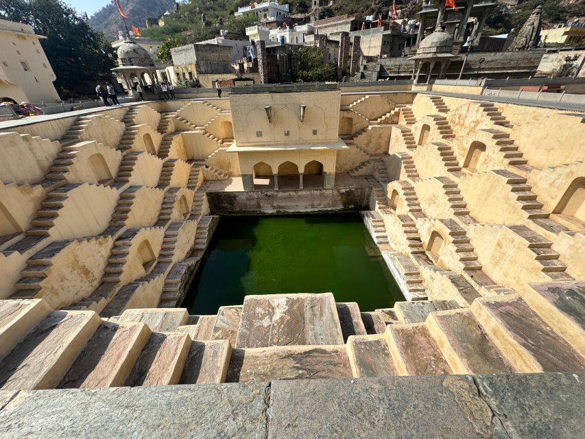 Jaipur: Private Full Day Sightseeing Tour By Car with Guide - Jal Mahal and Hawa Mahal: two icons, two different experiences