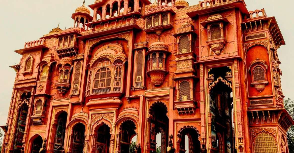 Jaipur: Private Sightseeing Day Tour with Guide by Car - Hawa Mahal: Quick Photo Stop With the Right Context