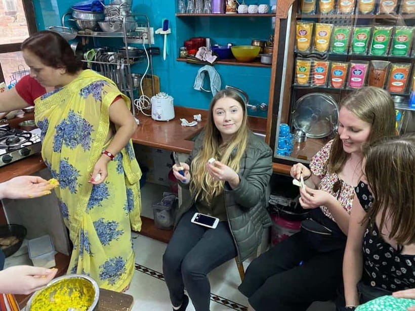 Jodhpur 11 Dishes Cooking Class With REKHA Pick Up & Drop OF - Hotel pickup and first impressions with Rishi