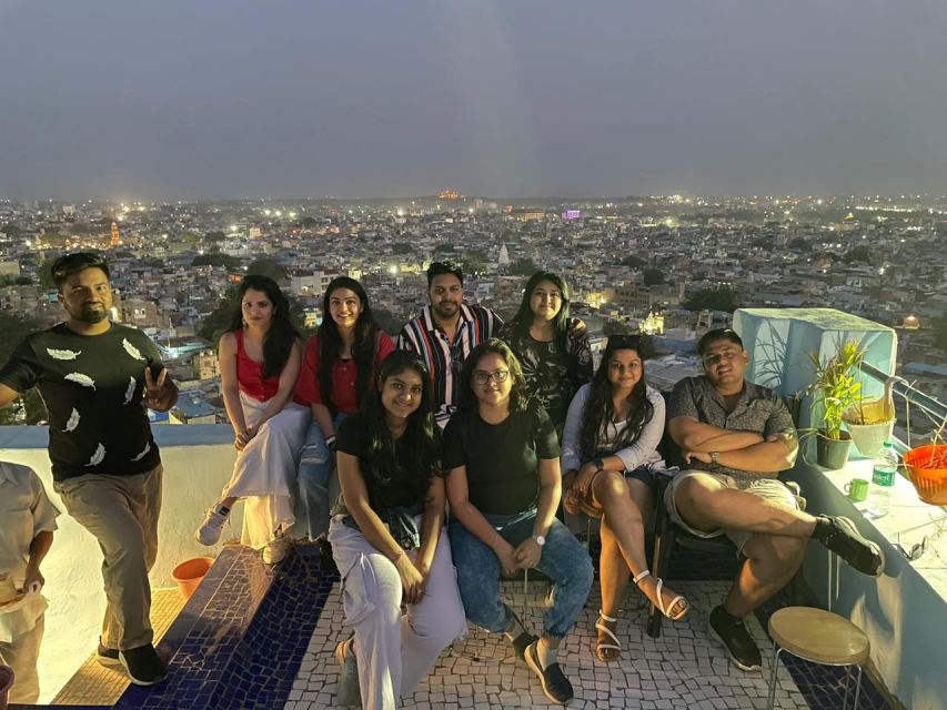 Jodhpur: Blue City Heritage Walking Tour - Fort foothills wall paintings and graffiti you should actually look at