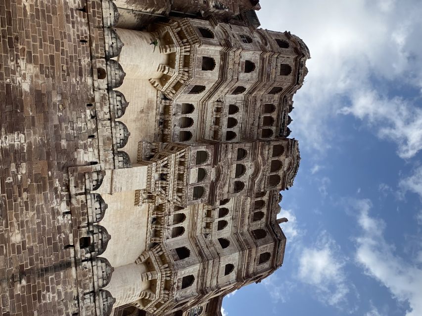Jodhpur: Mehrangarh Fort and Blue City Private Guided Tour - Pickup, comfort, and what the 5-hour plan costs you physically