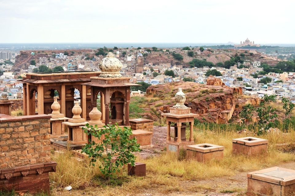 Jodhpur: Private Mehrangarh Fort and Blue City Day Tour - Jaswant Thada: where the marble tomb feels like a reset button