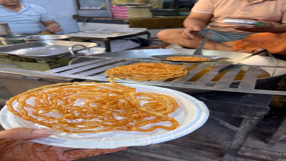 jodhpur: street food tour with over 8 food tastings - Clock Tower market: samosa, lassi, and chai in a clay pot