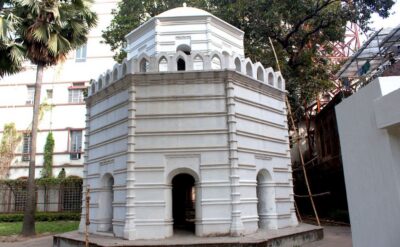 Kolkata: Guided Heritage Walking Tour - Job Charnock’s mausoleum and the founder story that won’t stay simple