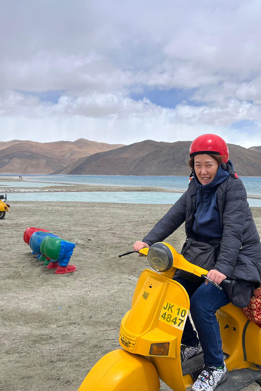 "Leh to Pangong Lake Sameday tour: A Day of Tranquil Wonders - Should you book this Leh to Pangong same-day tour?