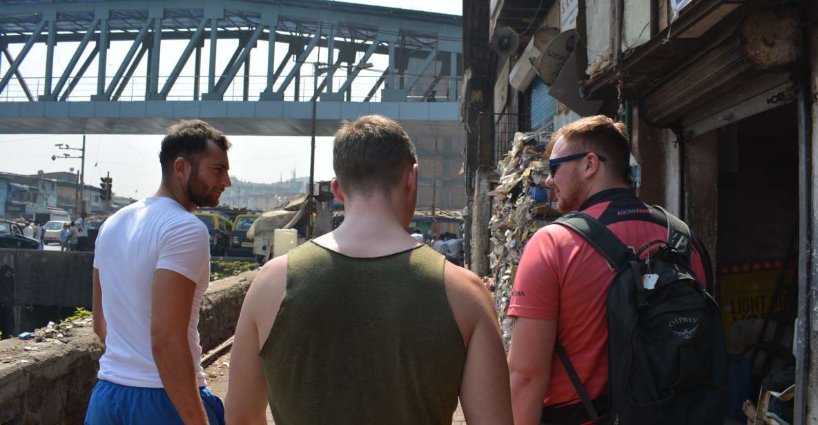 Mumbai: Dharavi Slum Tour with Dhobi Ghat (Open-Air Laundry) - Meeting outside Third Wave Coffee and what to bring