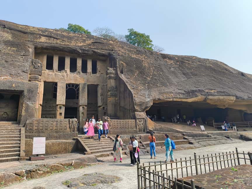 Mumbai Kanheri Caves & Golden Pagoda – A Buddhist Settlement - The Kanheri Caves: Buddhist settlement carved into stone