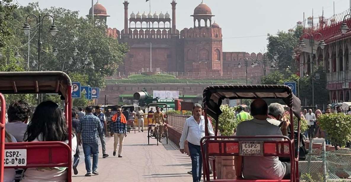 Old Delhi: Private Tour of Chandni Chowk, Tuk Tuk & Food - Chandni Chowk by Tuk-Tuk: The Fast Lane Through Narrow Streets