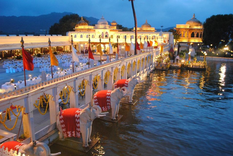 Udaipur: City Palace Museum Tour and Lake Pichola Boat Tour - Should you book this tour?